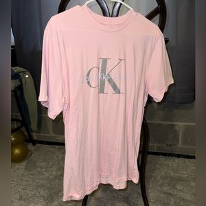 Calvin Klein NWT Strawberry Ash Logo T Shirt Size M